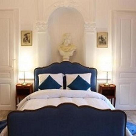 Le Napoleon Hotel ลุกซุยล์-เลส์-แบ็งส์ ภายนอก รูปภาพ